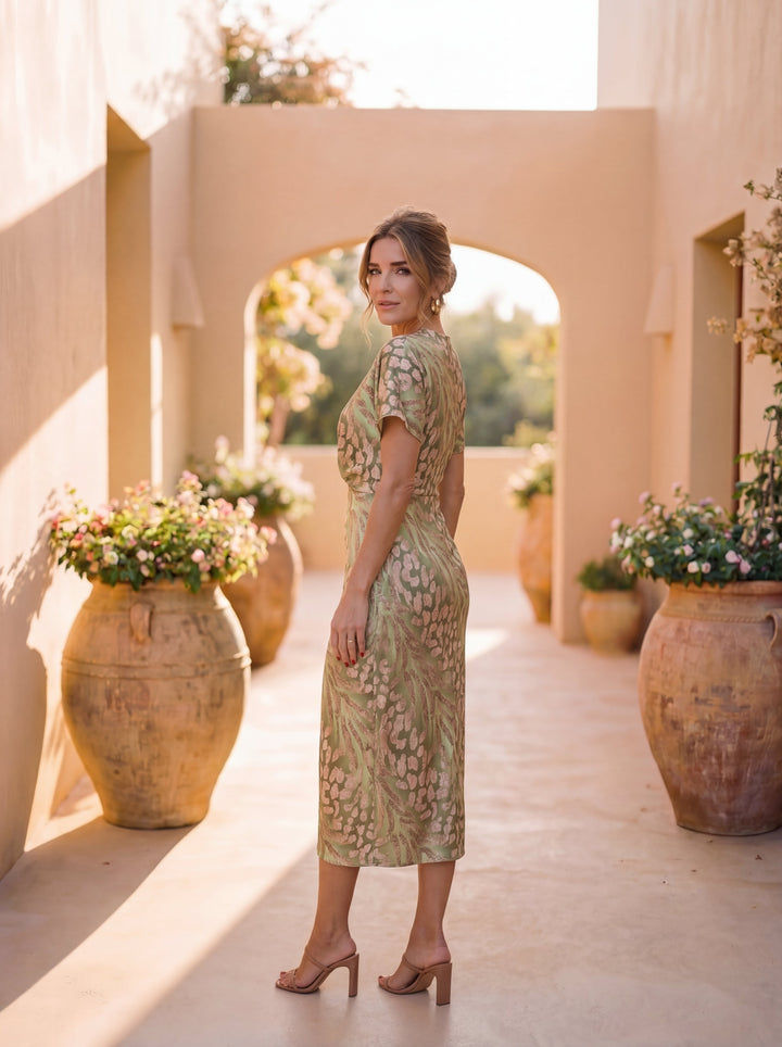 Copper™ Elegant Summer Midi Dress