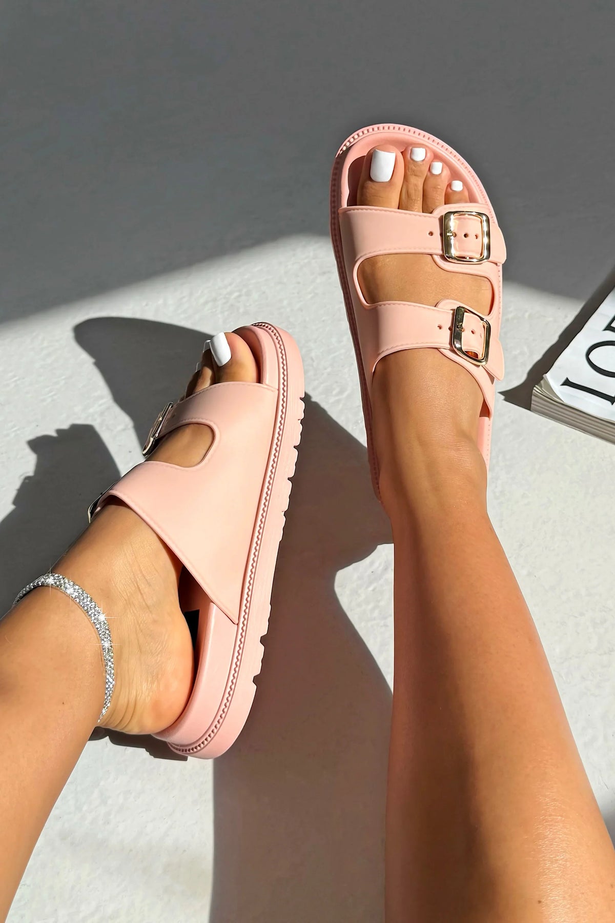 Comfort Everyday Off-Duty Buckle Sliders Mocha